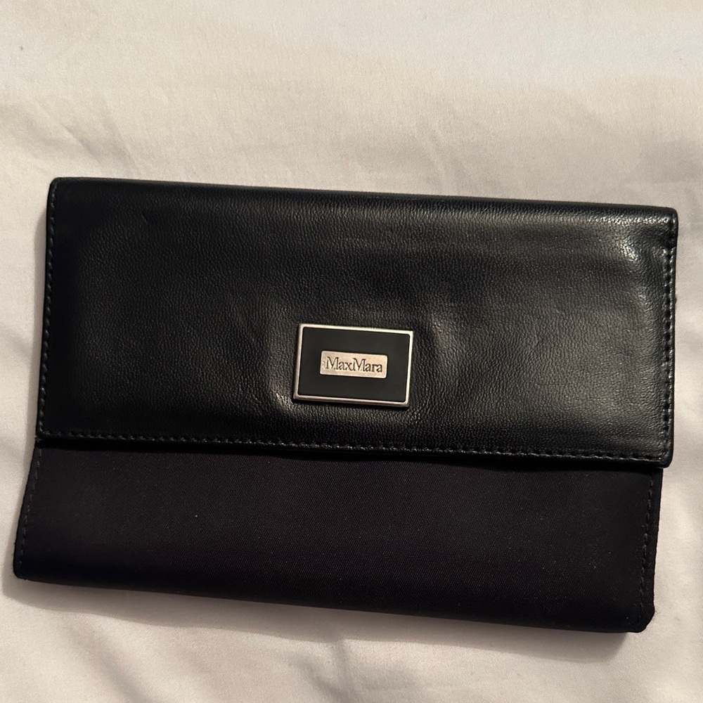 MaxMara Black Wallet - Preloved